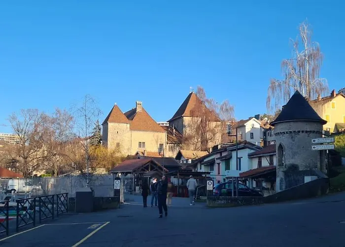 Le Grand Rue