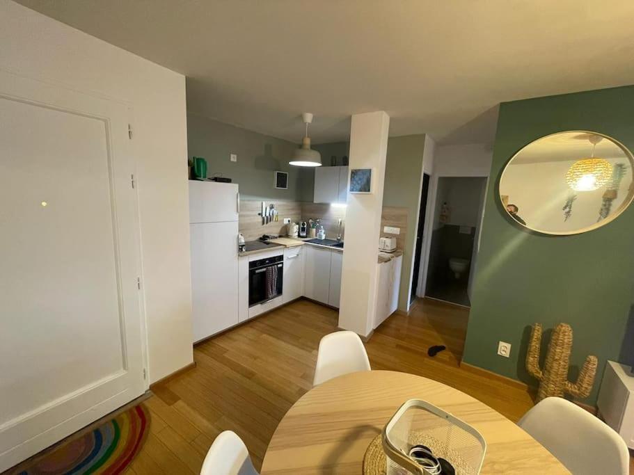 Le Grand Rue Apartment